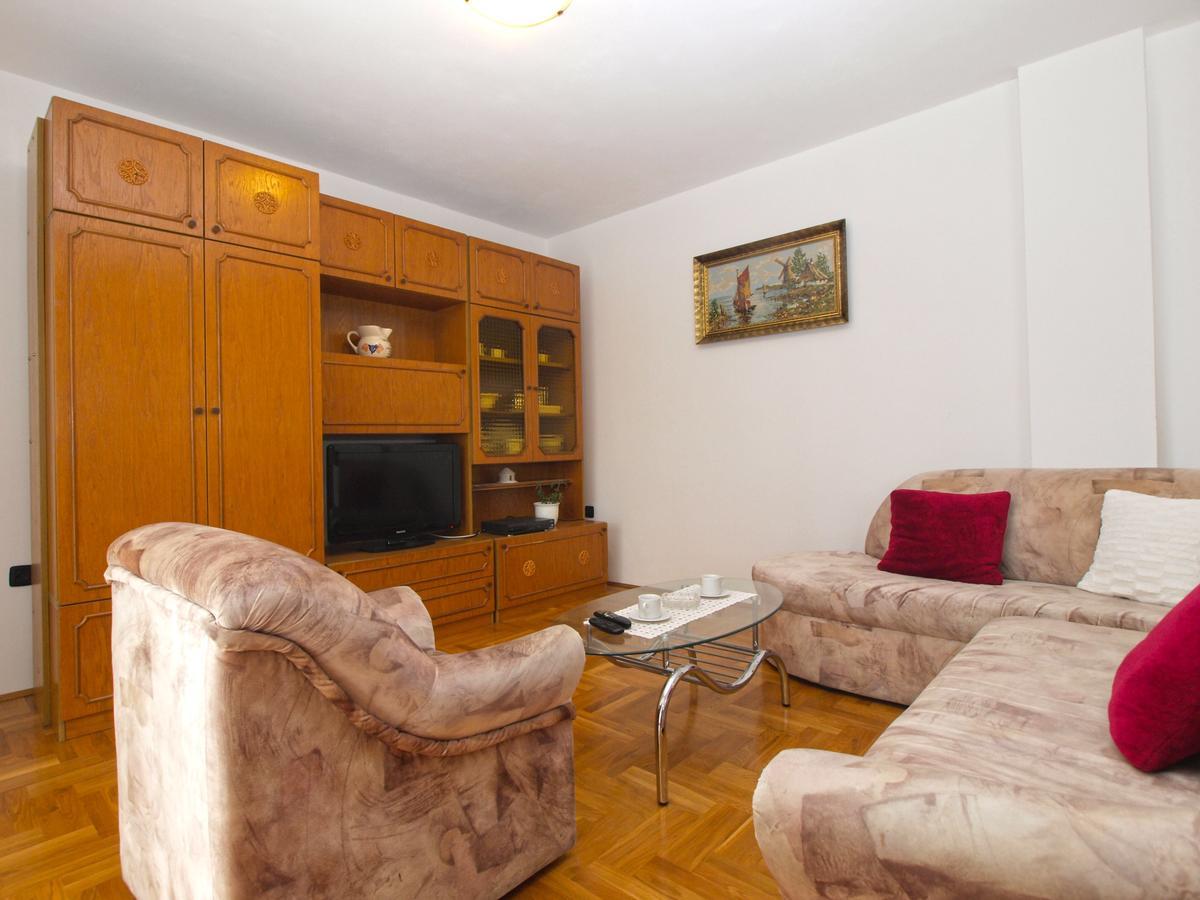 Apartment Dean 1595 Fažana Extérieur photo