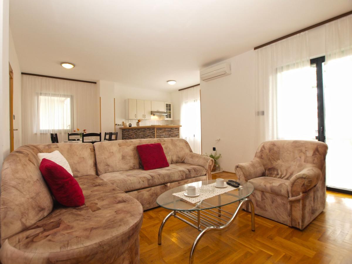Apartment Dean 1595 Fažana Extérieur photo