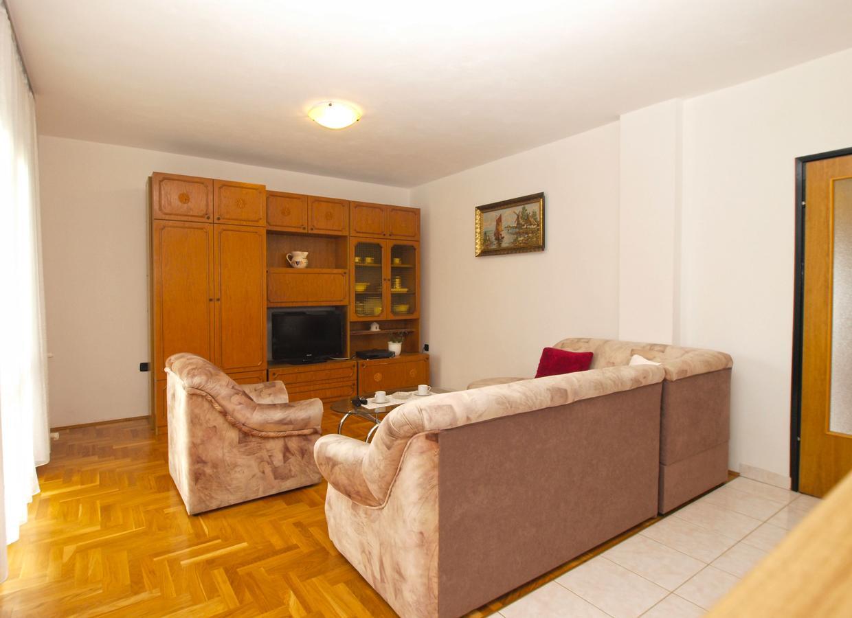 Apartment Dean 1595 Fažana Extérieur photo